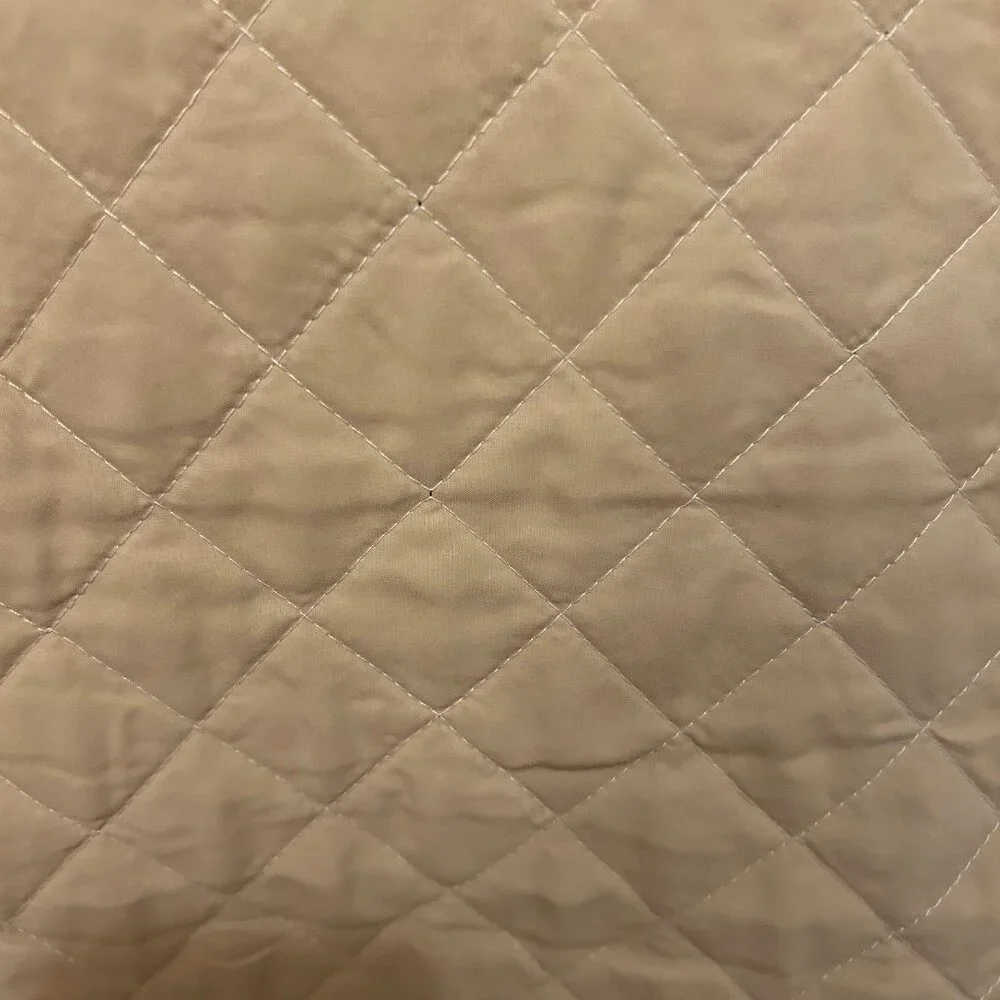 Reversible (Tan/Cream) Shower Curtain with Coordinating Bath Rug (Tan) EUC